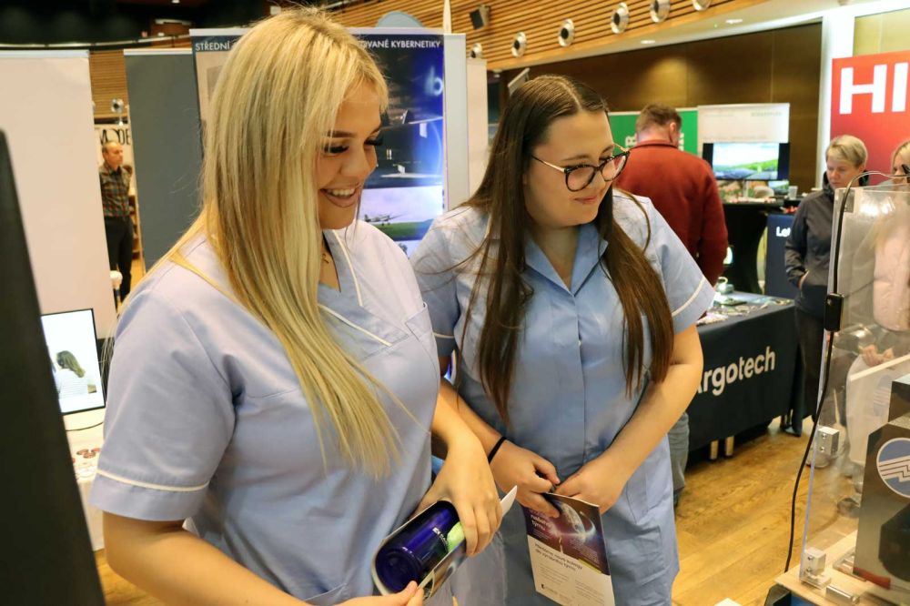 SPŠ Trutnov na Výstavě středních škol a zaměstnavatelů 2026-36