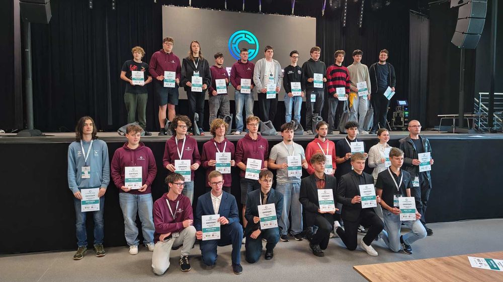 Kyberbezpečnostní soutěž Cybertron: 5 dní plných IT, kryptografie a nových zkušeností-13
