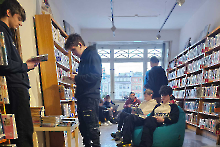 Ranní návštěva knihovny