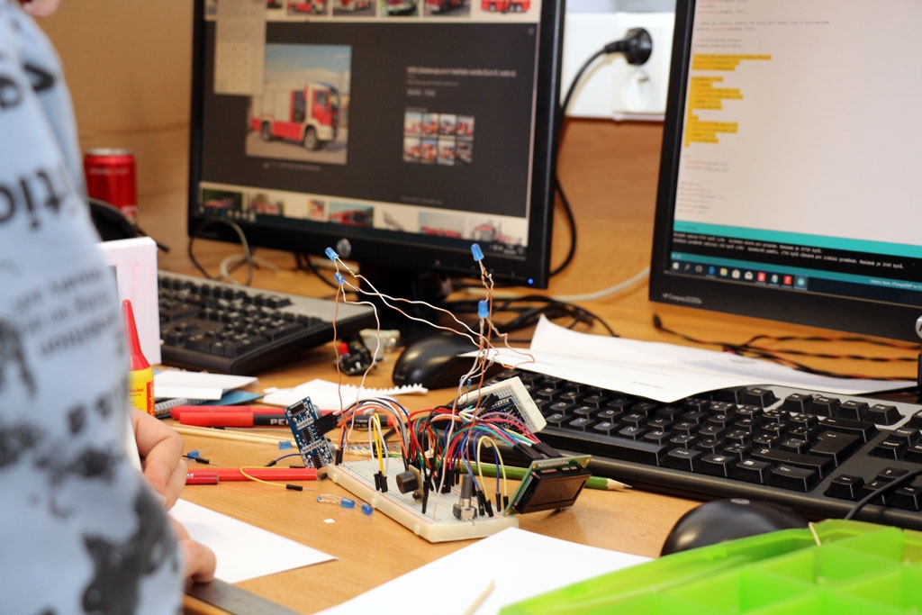 Slaboproudá elektrotechnika, jasná volba!