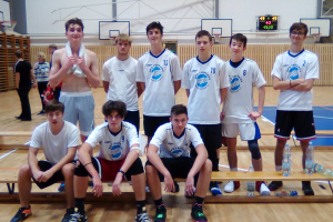 Tým basketbalistů SPŠ Trutnov