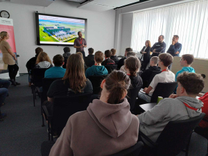 „Ajťáci“ na návštěvě v Hitachi Energy