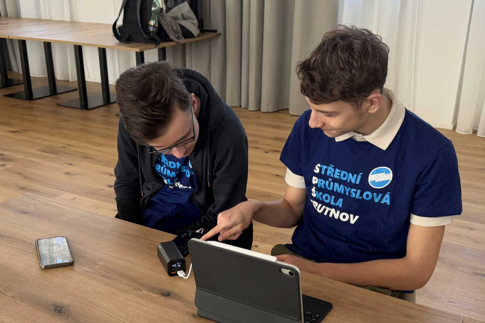 Naši žáci ovládli soutěž odborných dovedností v oboru Mechanik elektronik