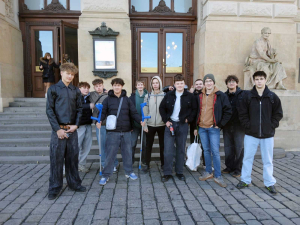 Elektrikáři na exkurzi v TE a pak výlet do Prahy