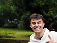 Žáci se učí fotografování a natáčení s drony